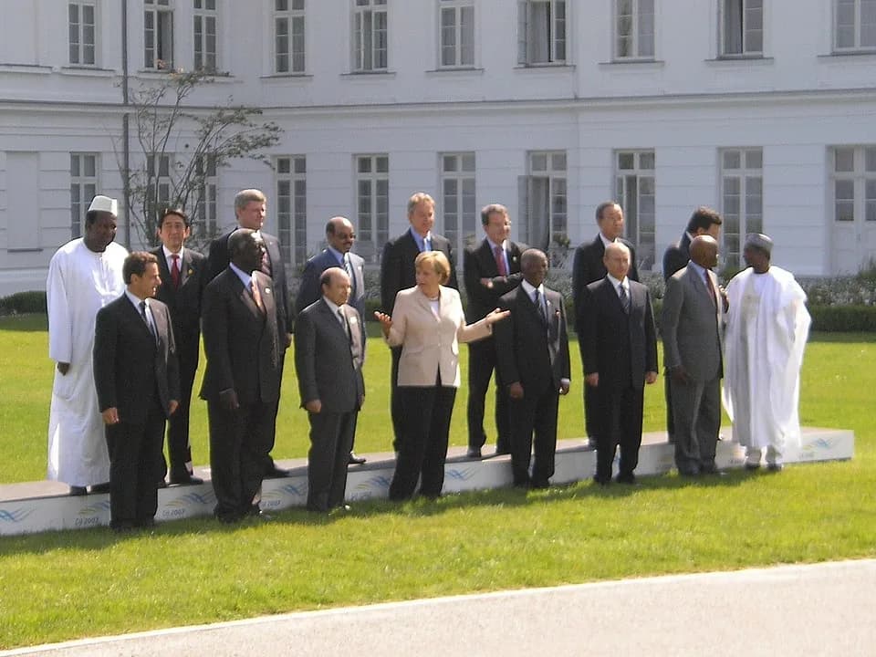 Meles Zenawi - (left to right): Alpha Oumar Konaré of Mali, head of the African Union, French President Nicolas Sarkozy, Japanese Prime Minister Shinzo Abe, Ghana president John Kufuor, Canadian Prime