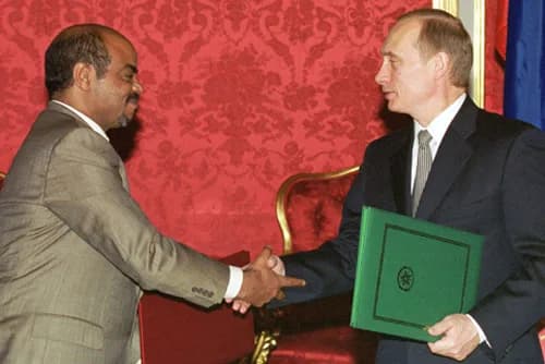 Meles Zenawi - THE KREMLIN, MOSCOW. President Putin and Prime Minister of Ethiopia Meles Zenawi signing the Declaration on Principles of Friendly Relations and Partnership between Ethiopia and the Rus