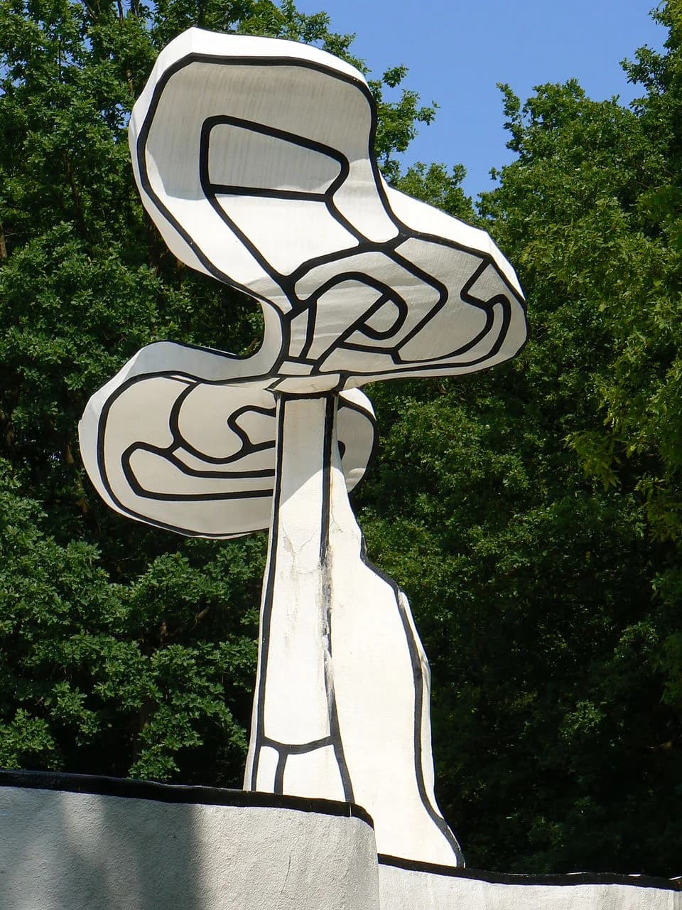 Jean Dubuffet - sculpture Jardin d'Email by Jean Dubuffet in KMM Sculpturepark/The Netherlands