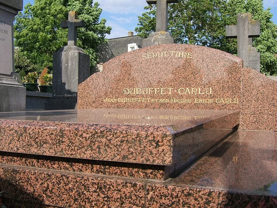 Jean Dubuffet - sépulture du peintre jean Dubuffet au cimetière de Tubersent