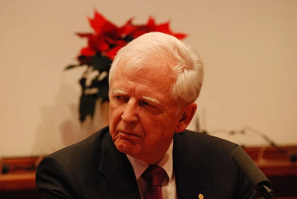Harald zur Hausen - Harald zur Hausen, Nobel Prize Laureate for Physiology or Medicine 2008, at a press conference at the Karolinska in Solna