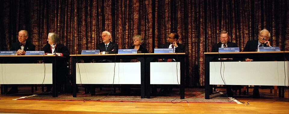 Willard Boyle - Nobel Prize 2009, press conference with the laureates of the memorial prize in economic sciences, Oliver E. Williamson and Elinor Ostrom, and the Nobel prizes in chemistry, Thomas A. S