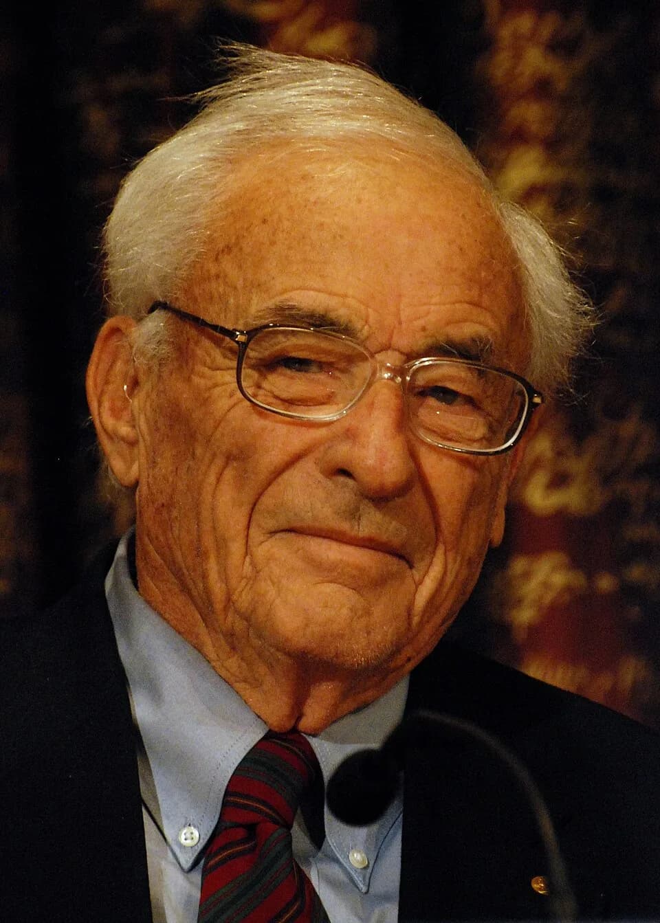 Willard Boyle - Nobel Prize 2009, press conference with the laureates at the KVA: Willard Boyle.