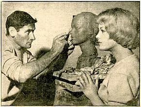 Romy Schneider - L'actrice Romy Schneider pose pour le sculpteur Marcel Mayer