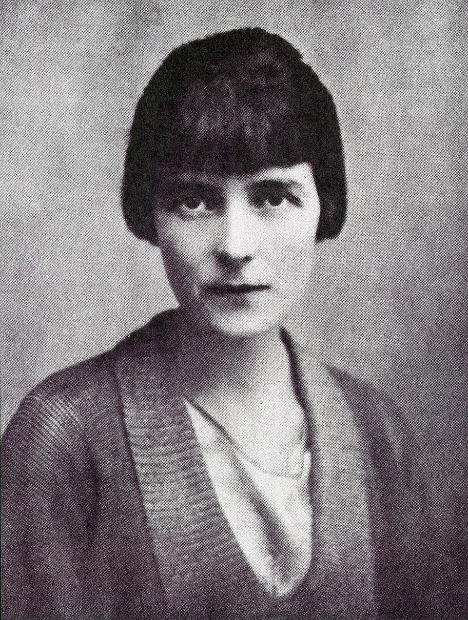 Katherine Mansfield - Katherine Mansfield was an internationally acclaimed New Zealand author who revolutionised 20th-century English short-story writing. She died on January 9 1923.
Katherine Mansfi