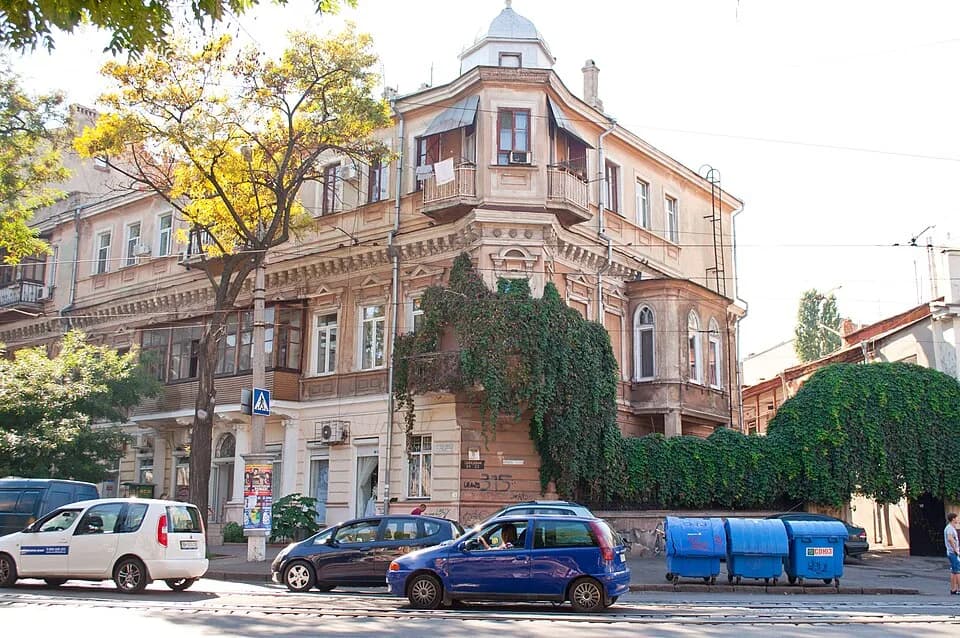 Ivan Vazov - Будинок, у якому з 1887-1889 рр. жив Іван Вазов - болгарський народний поет та письменник