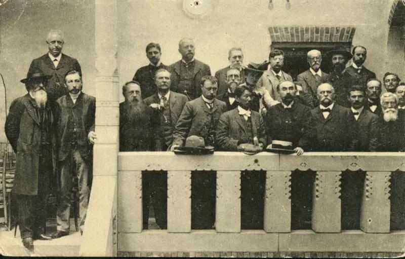Karl Kautsky - In August 1904, leaders of the socialist parties from around the world gathered in Amsterdam for the Sixth Congress of the Socialist International. https://rosaluxemburgblog.wordpress.c