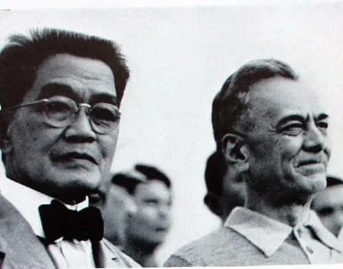 Emilio Aguinaldo - Emilio Aguinaldo (left) and Manuel Quezon (right) during the 1935 campaign.