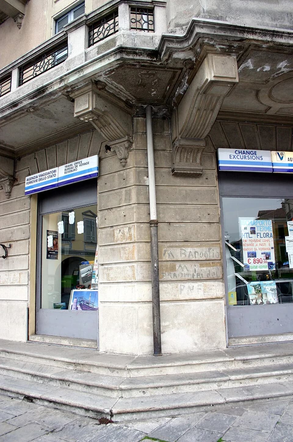 Pietro Badoglio - A Fascist political graffiti dating from 1943/45, during the Repubblica Sociale Italiana, resurfacing in Verbania-Pallanza. It reads "Down with Badoglio. Down with traitors of the PN