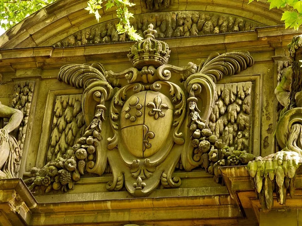 Marie de' Medici - Wrong arms of Marie de Médicis.