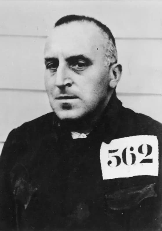 Carl von Ossietzky - For documentary purposes the German Federal Archive often retained the original image captions, which may be erroneous, biased, obsolete or politically extreme. ADN-ZB
Carl von Os