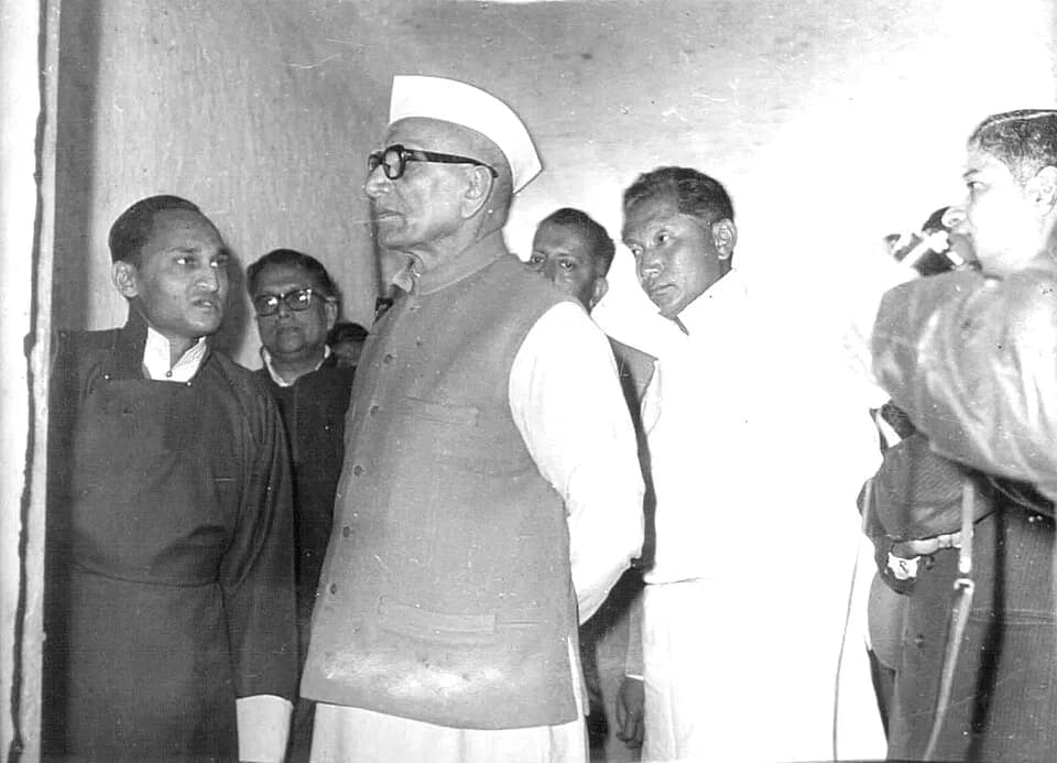 Morarji Desai - At Sikkim Mining Corporation: 1969:MSK showing production processes chart to Mr. Morarji Desai Deputy Prime Minister  of India.