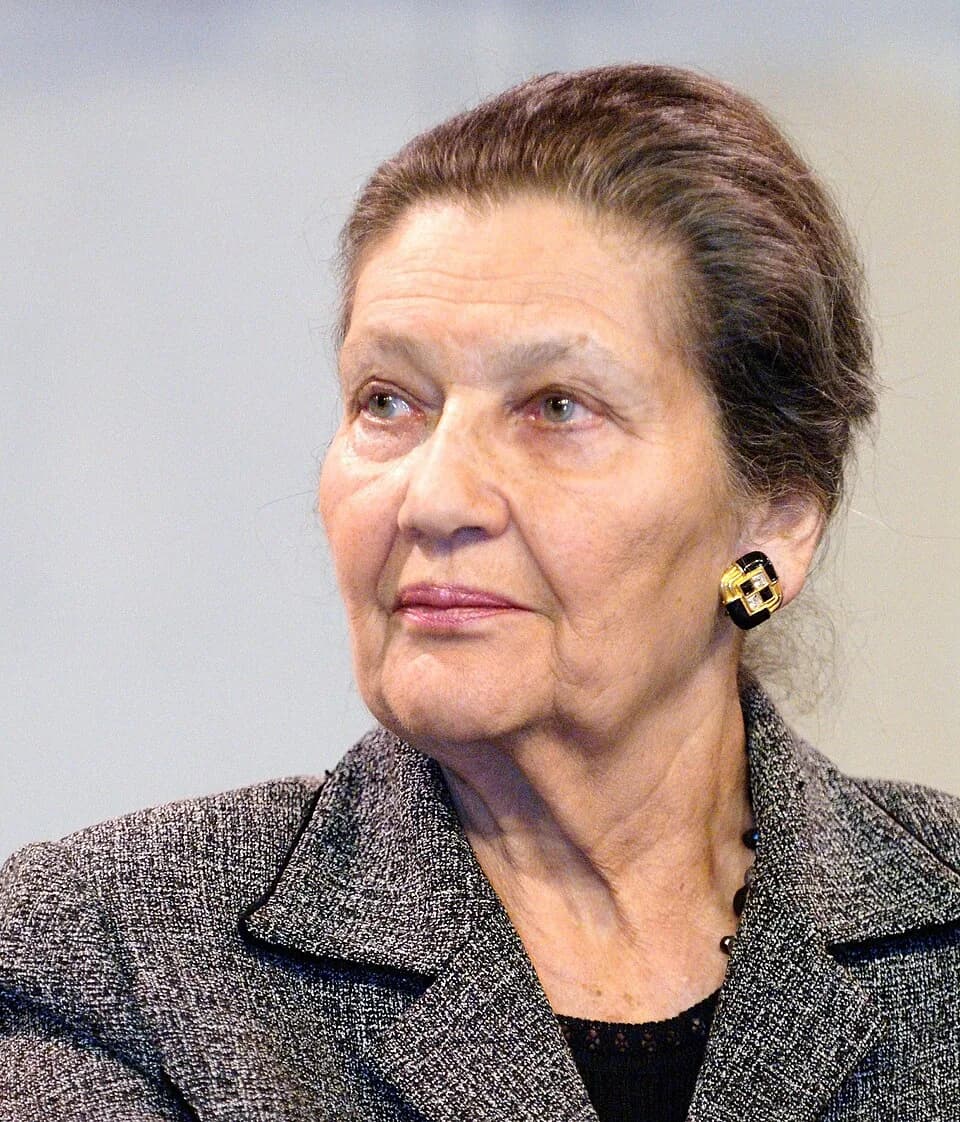 Simone Veil - Simone Veil. Political rally organized by the UMP at the Japy Gymnasium on February 27, 2008 on the theme “France and Israel's friendship at the service of peace”, during the campaign fo