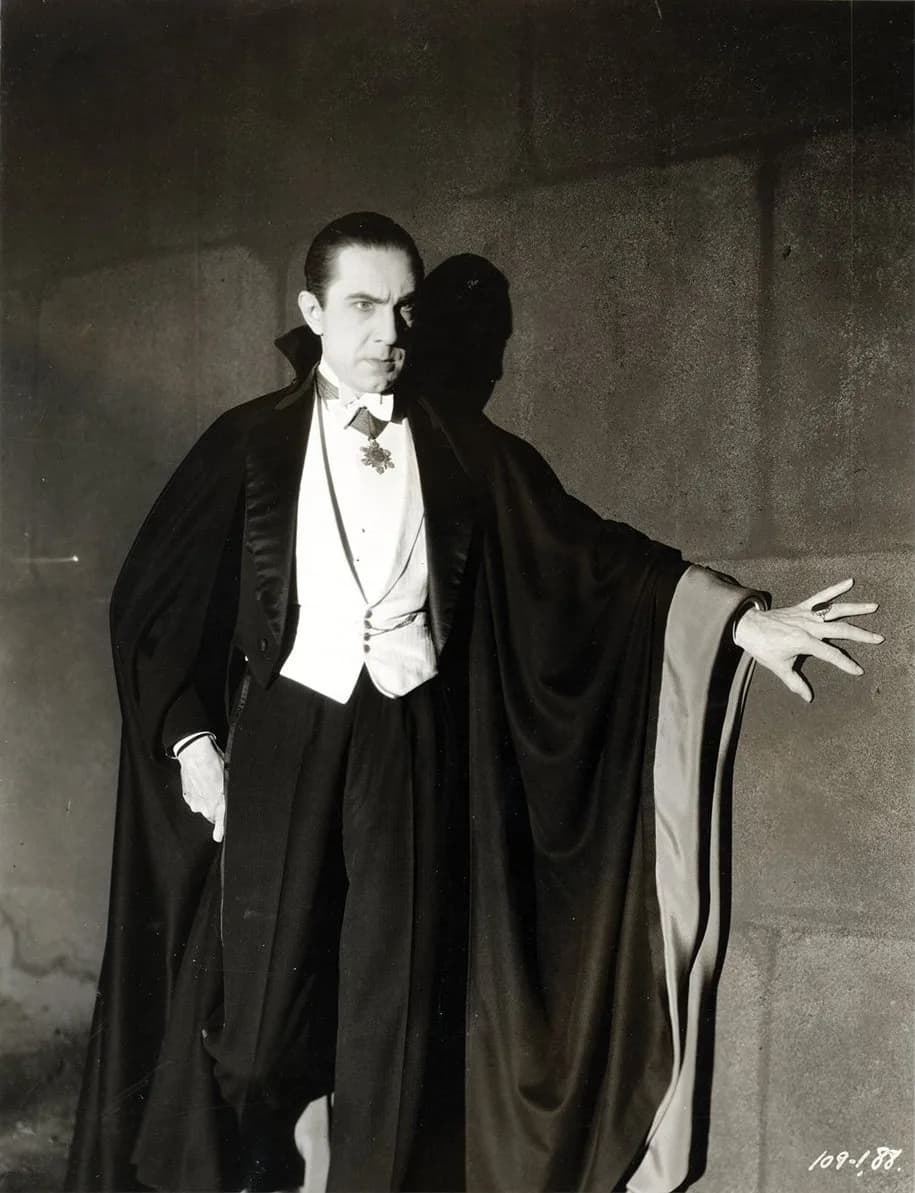 Bela Lugosi - Bela Lugosi as Dracula, anonymous photograph from 1931, Universal Studios