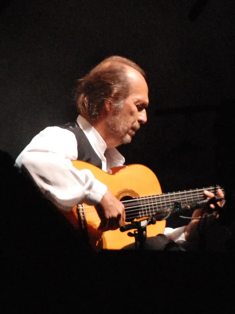 Paco de Lucía - Paco de Lucía at Gibralfaro in Málaga on 22 September 2007.