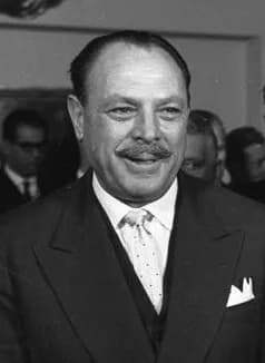 Ayub Khan - For documentary purposes the German Federal Archive often retained the original image captions, which may be erroneous, biased, obsolete or politically extreme. Pakistanischer Staatspräsid
