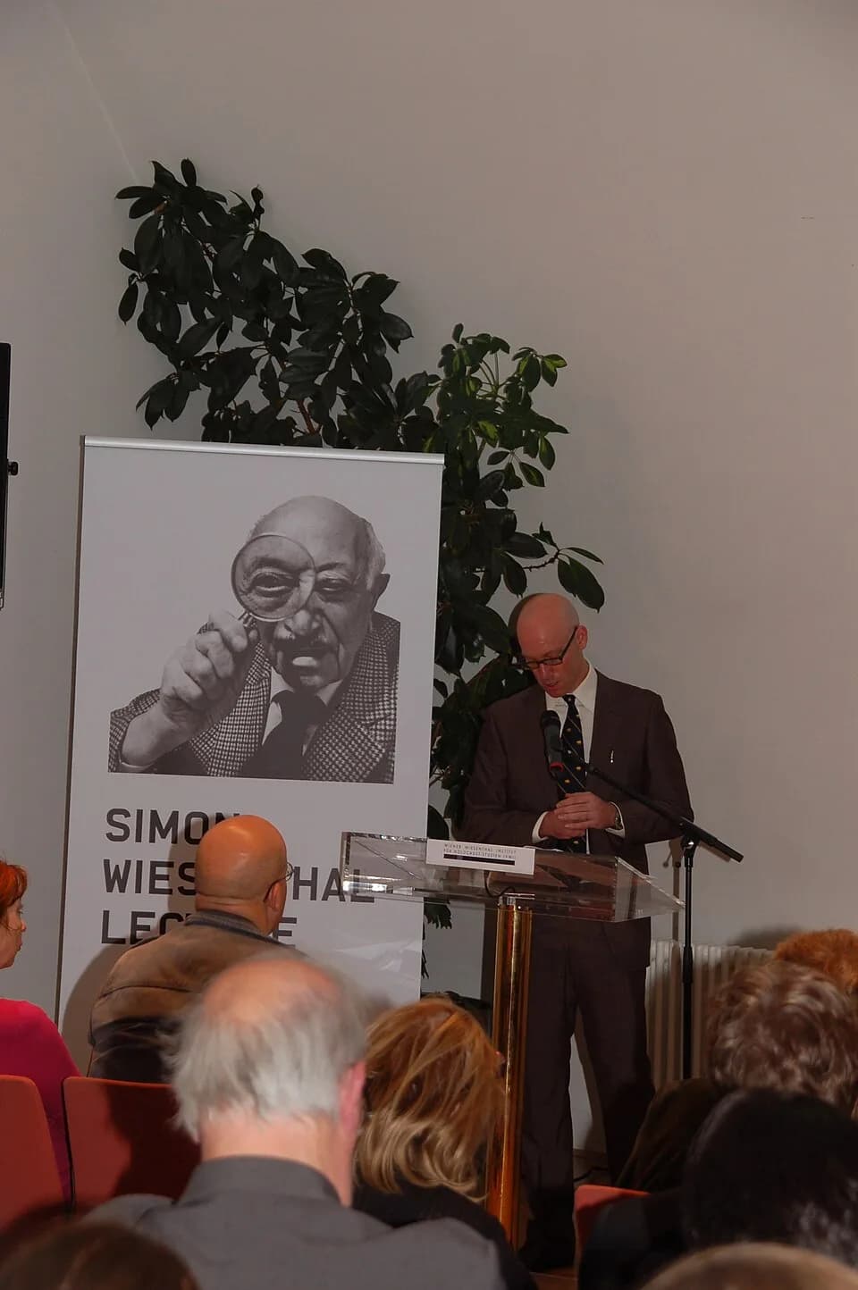 Simon Wiesenthal - Simon Wiesenthal Lectures Holocaust VWI Dirk Anthony Moses