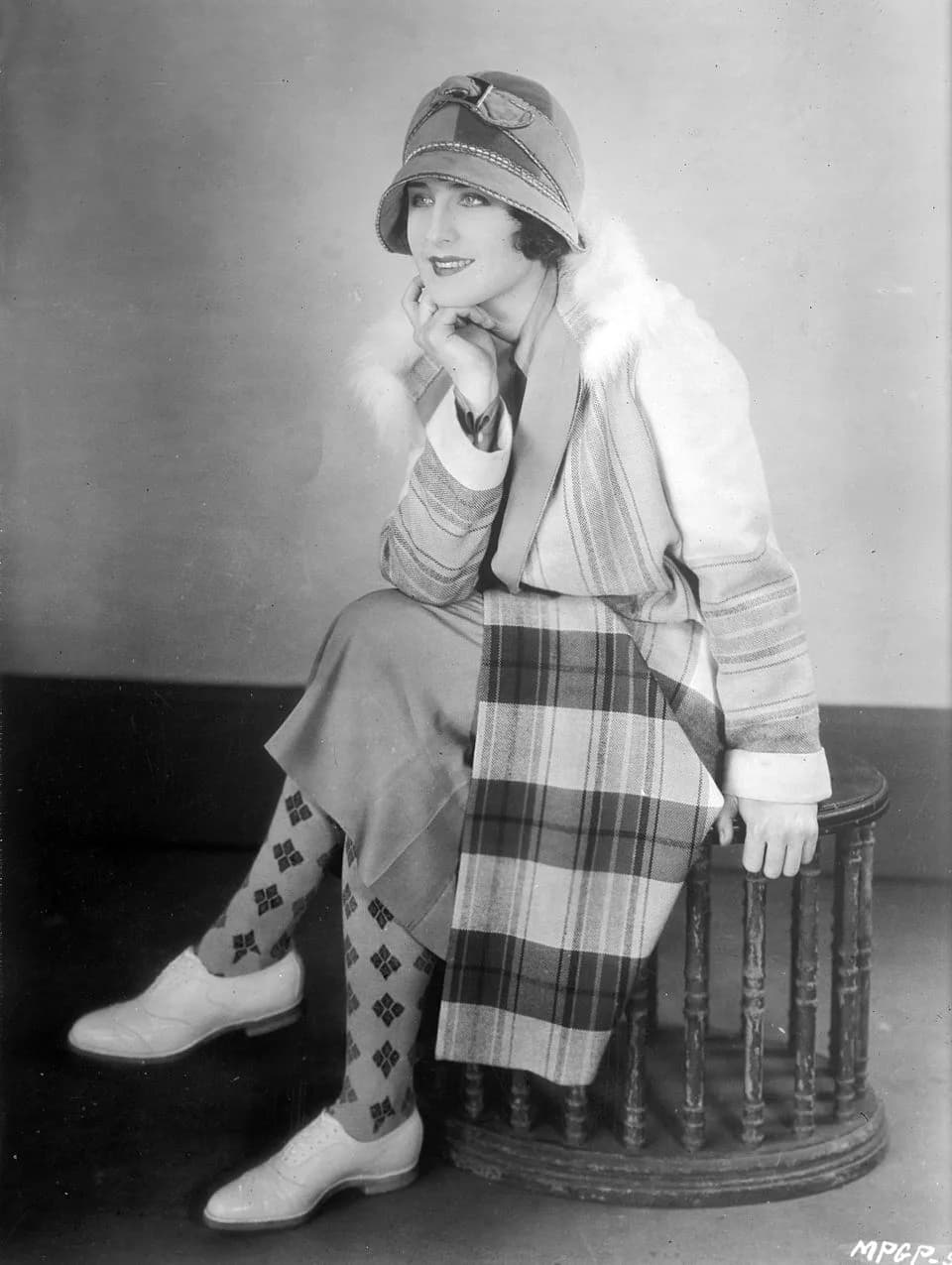 Norma Shearer - Photograph of Norma Shearer sitting