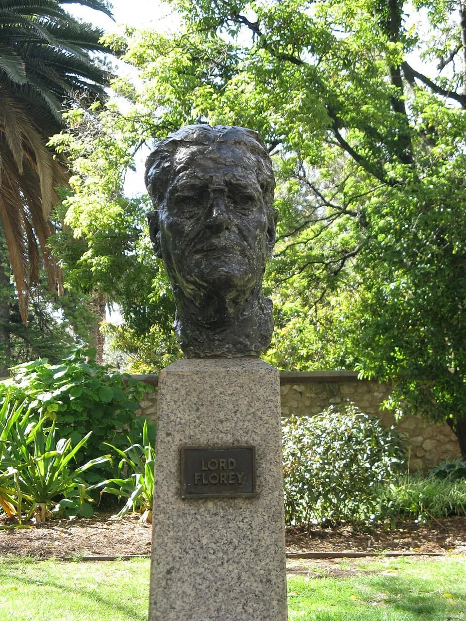Howard Florey - Jubilee 150 Walkway Bust of Lord Florey - facing south