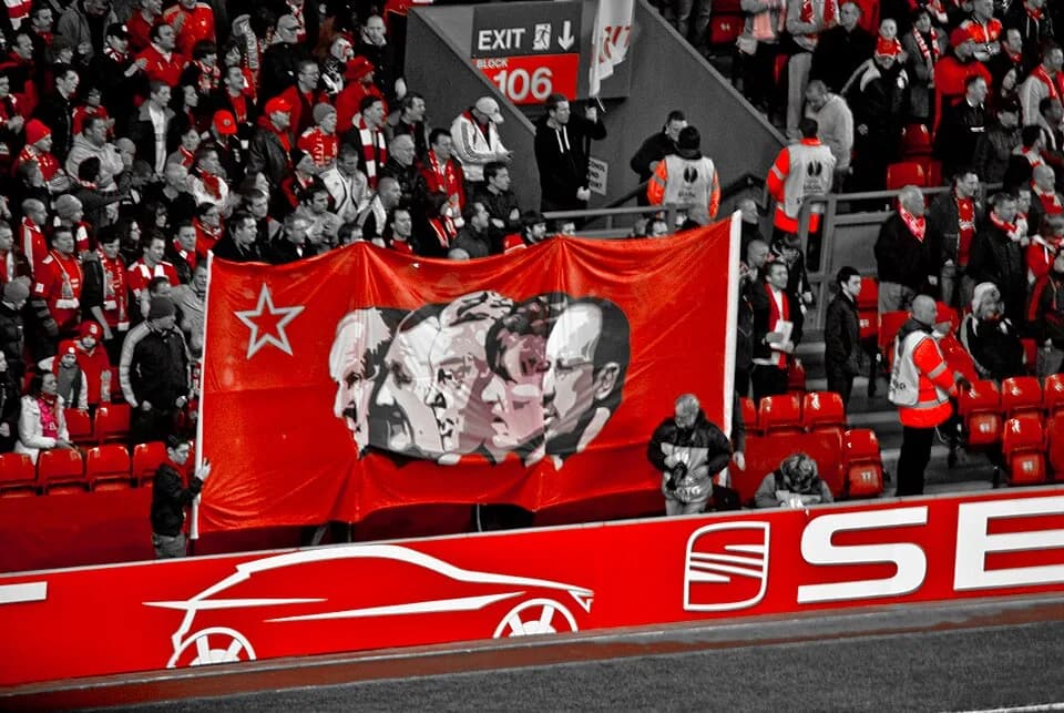 Bill Shankly - Banner of Liverpool's supporters with Bill Shankly, Bob Paisley, Joe Fagan, Kenny Dalglish and Rafael Benítez during Europa League match against SC Braga.