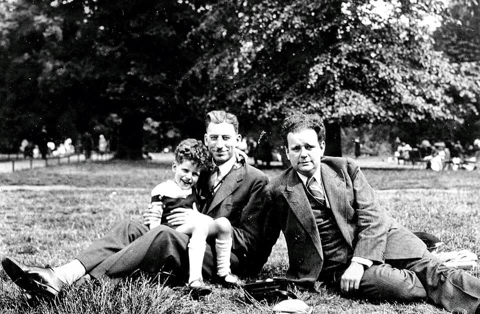Archibald Hill - Archibald Hill (Nobel 1922) and Louis Bugnard in Hyde Park