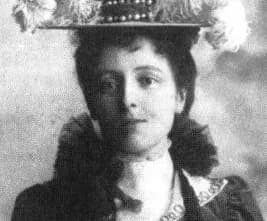 Lucy Maud Montgomery - Cropped version of File:Lucy_Maud_Montgomery.JPG