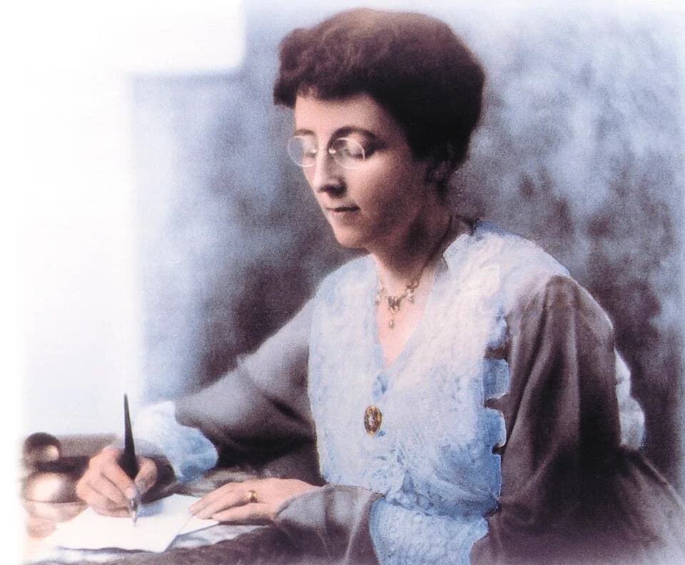 Lucy Maud Montgomery - LMM photo