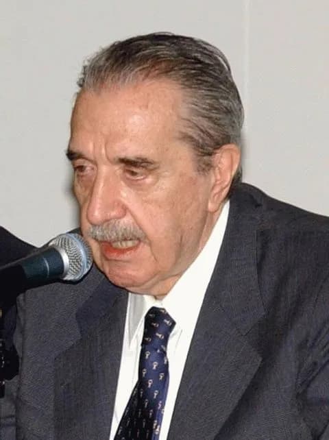 Raúl Alfonsín - Former President of Argentina Raúl Alfonsín.