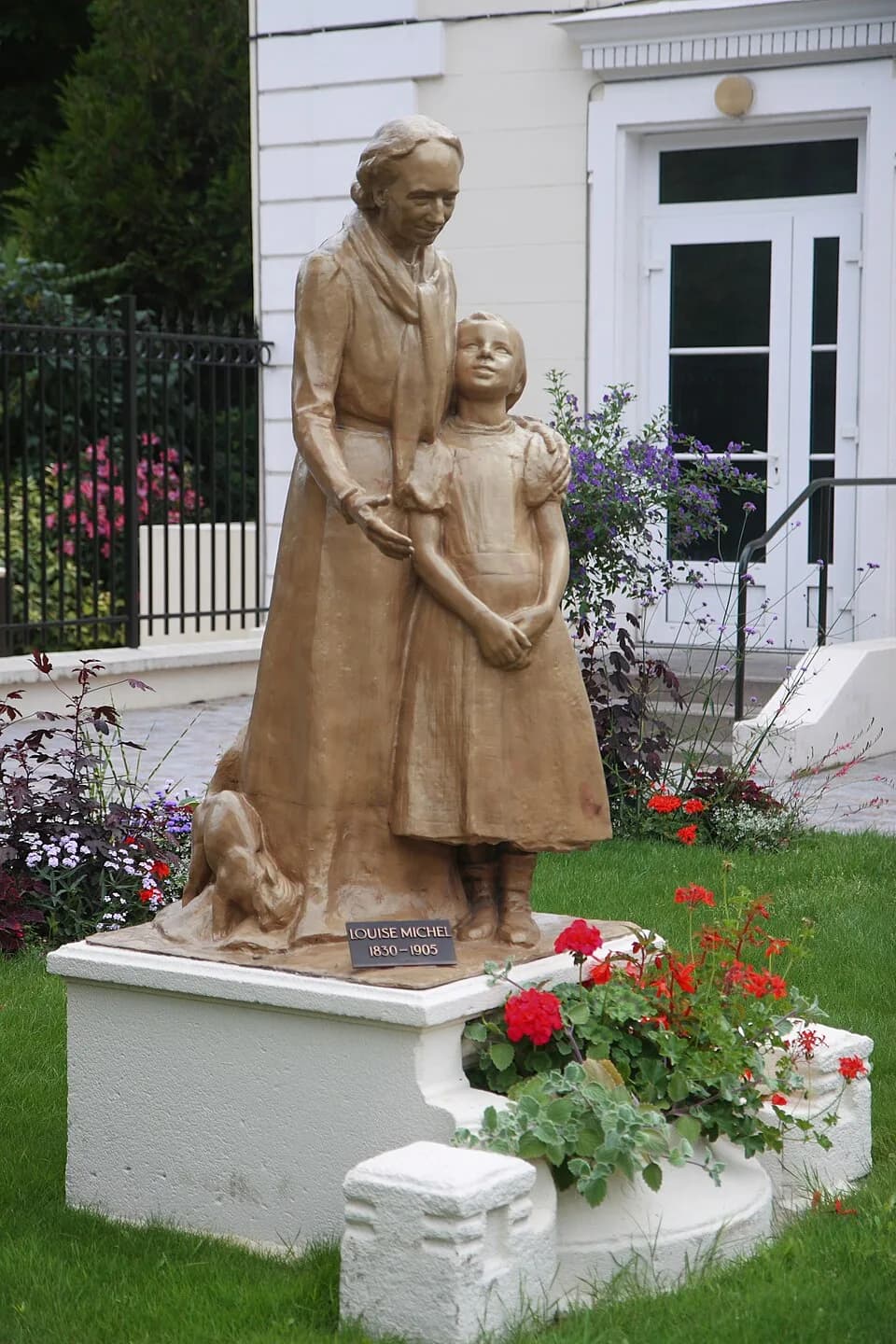 Louise Michel - Émile Derré (1867-1938): Louise Michel, 1906, bronze, Levallois-Perret