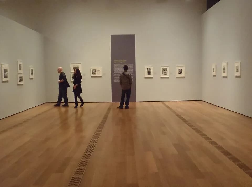 Henri Cartier-Bresson - Got into the exhibit before it got crowded. Just incredible, as expected. They had around 300 pictures, however. A little overwhelming.