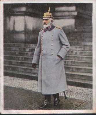 Theobald von Bethmann Hollweg - Theobald von Bethmann-Hollweg-Uniform.jpeg