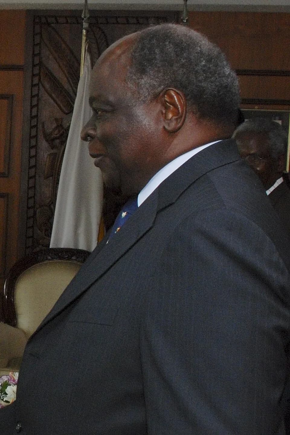 Mwai Kibaki - Mwai Kibaki, the president of Kenya and commander in chief of the country's armed forces, meets with U.S. Army Gen. William E. Ward, commander U.S. Africa Command, in Nairobi, Kenya