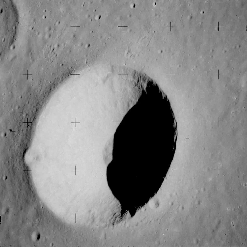 Anders Jonas Ångström - Ångström crater Apollo 15.jpg