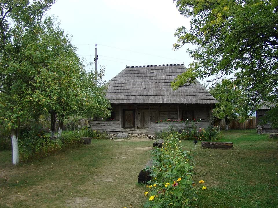 Constantin Brâncuși - Casa memorială Constantin Brâncuși  Hobița-Gorj