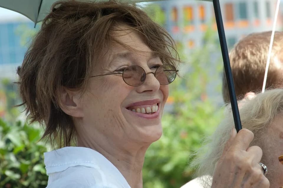 Jane Birkin - Jane Birkin at the inauguration of the Jardin Serge Gainsbourg in Paris