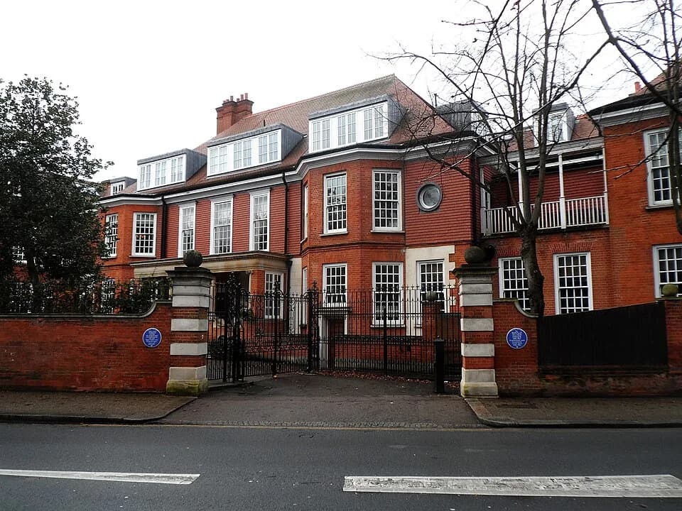 Ronald Fisher - William Hesketh Lever 1st Viscount Leverhulme 1851-1925 Soap-maker and Philanthropist lived and died here