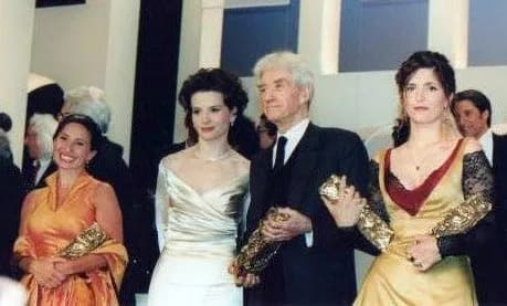 Alain Resnais - Ariane Ascaride, Juliette Binoche, Alain Resnais et Agnès Jaoui à la 23e cérémonie des César