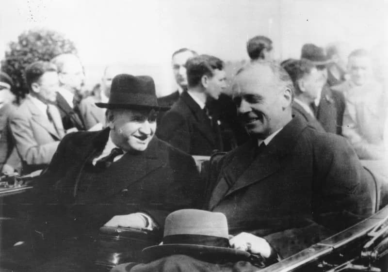 Édouard Daladier - For documentary purposes the German Federal Archive often retained the original image captions, which may be erroneous, biased, obsolete or politically extreme. HIstorische Stunden 