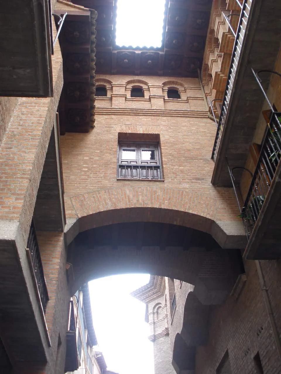 Josemaría Escrivá - Barbastro, Huesca - Centro Cultural Entrearcos (casa natal de San Josemaría Escrivá de Balaguer)