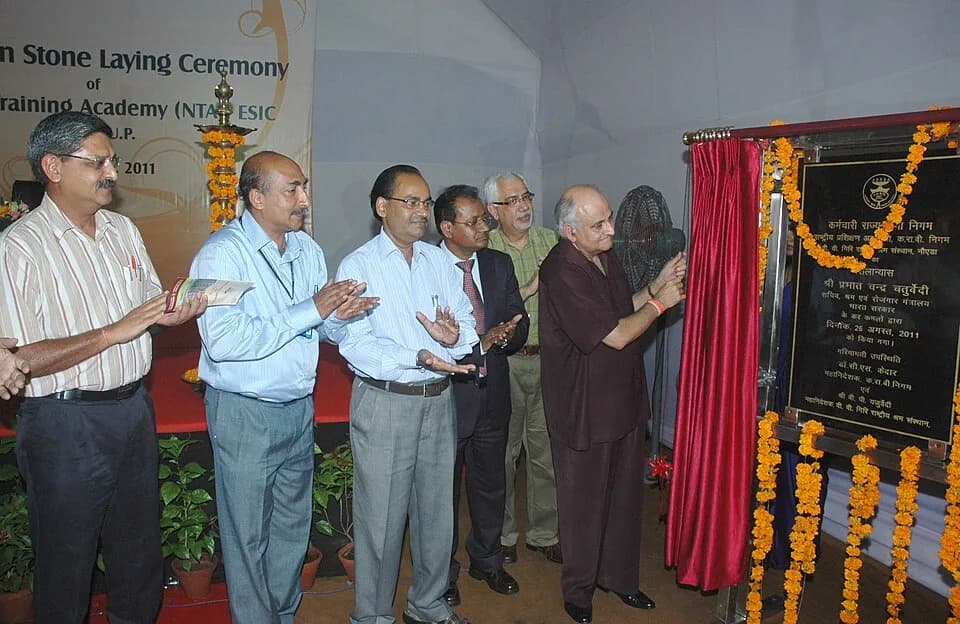 V. V. Giri - The Secretary, Ministry of Labour and Employment, Shri P.C. Chaturvedi unveiling the plaque to lay the Foundation Stone of the National Training Academy (NTA), ESIC, at V.V. Giri National