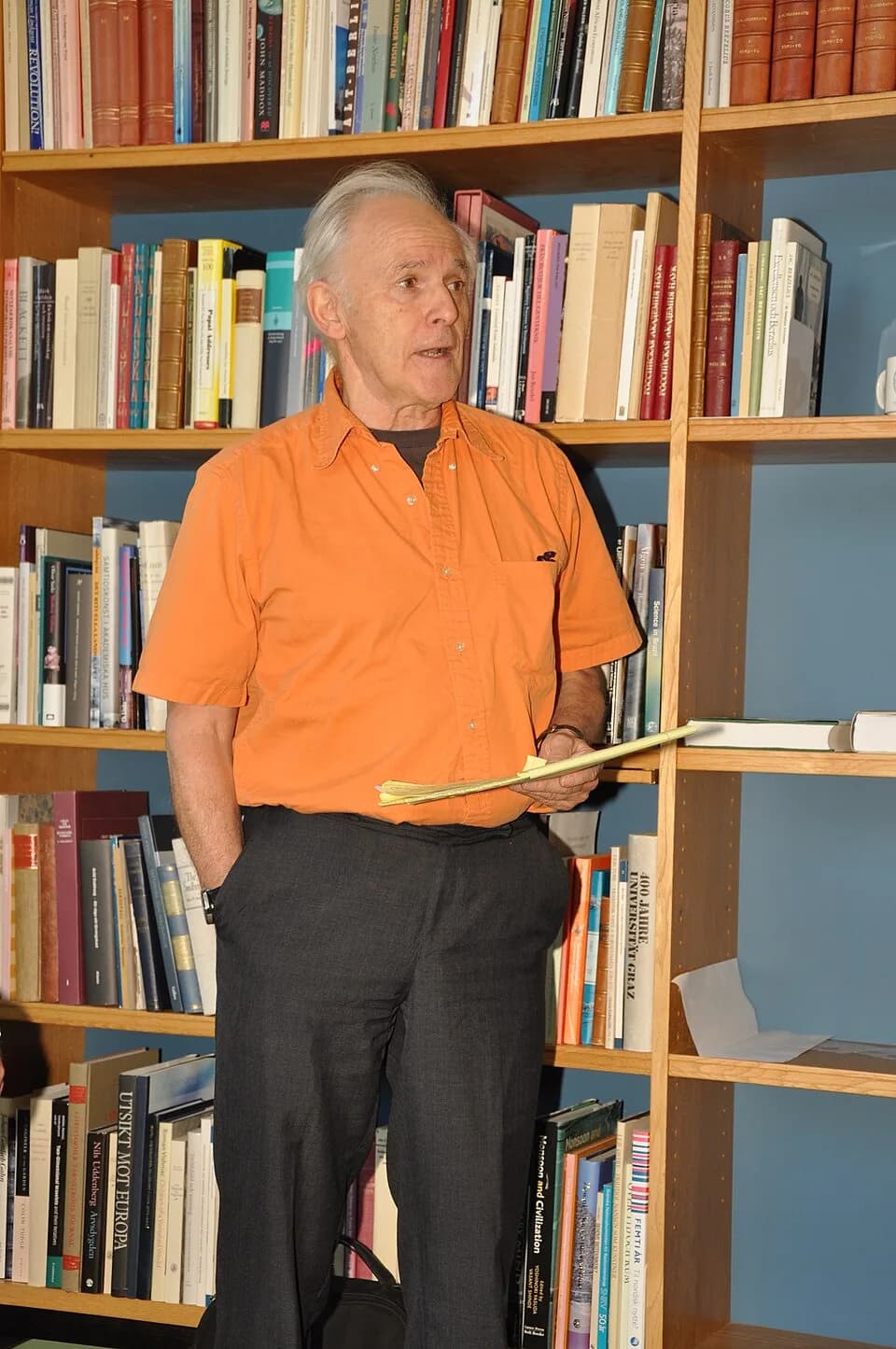 Harry Kroto - Harry Kroto, at the Nobel Laurate Globalsymposium 2011, at Vetenskapsakademien in Stockholm, discussing climate change