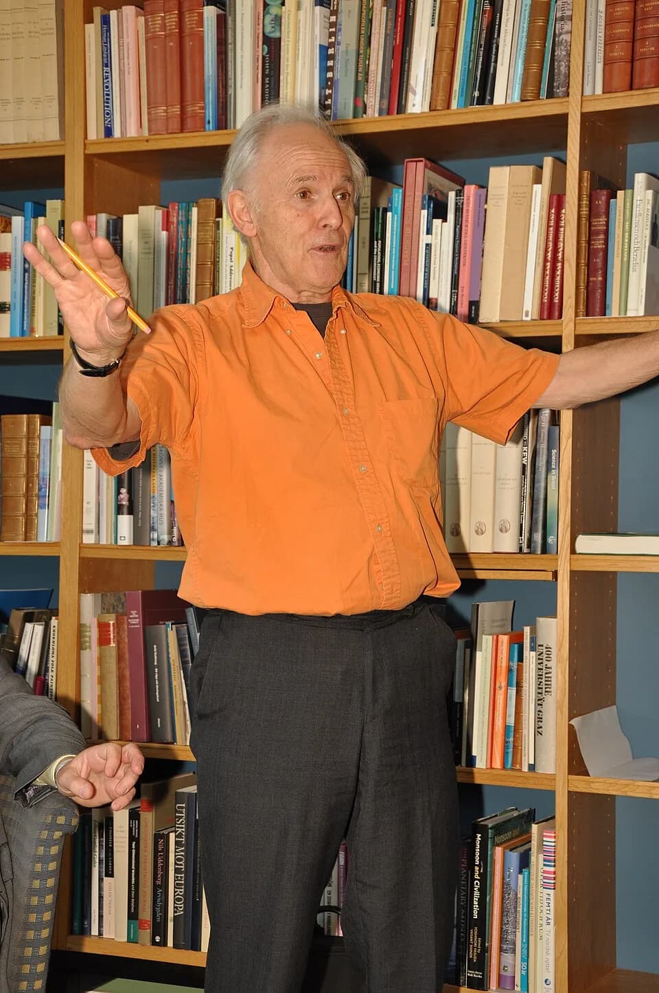 Harry Kroto - Harry Kroto, at the Nobel Laurate Globalsymposium 2011, at Vetenskapsakademien in Stockholm, discussing climate change