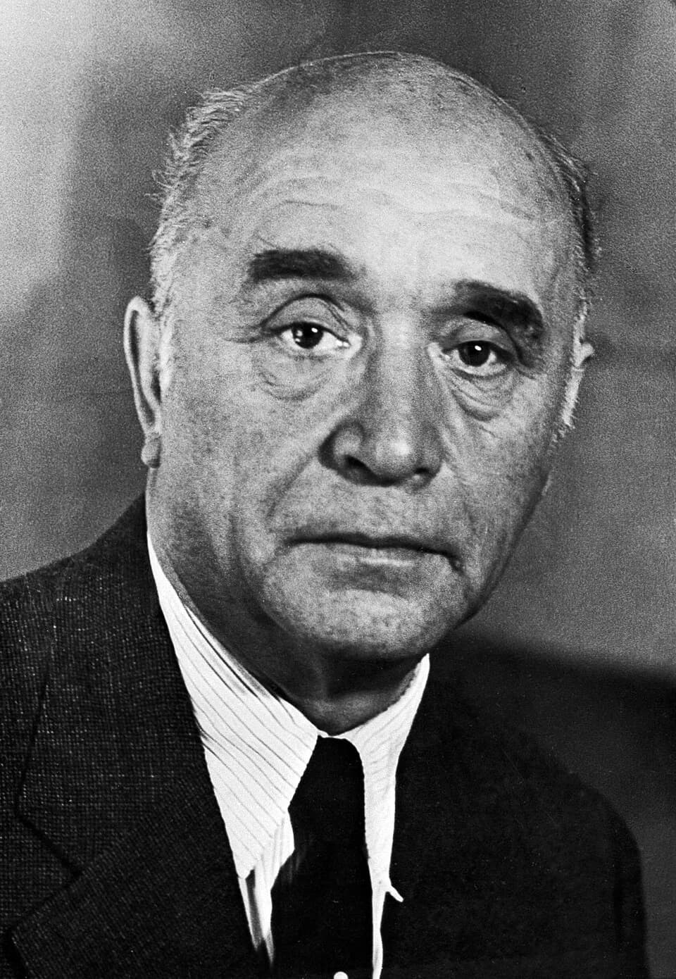 Friedrich Bergius - Friedrich Bergius (1884-1949) Chemist of Heidelberg

Wellcome Images
Keywords: chemists; Friedrich Bergius; B. Schmitz-Sieg