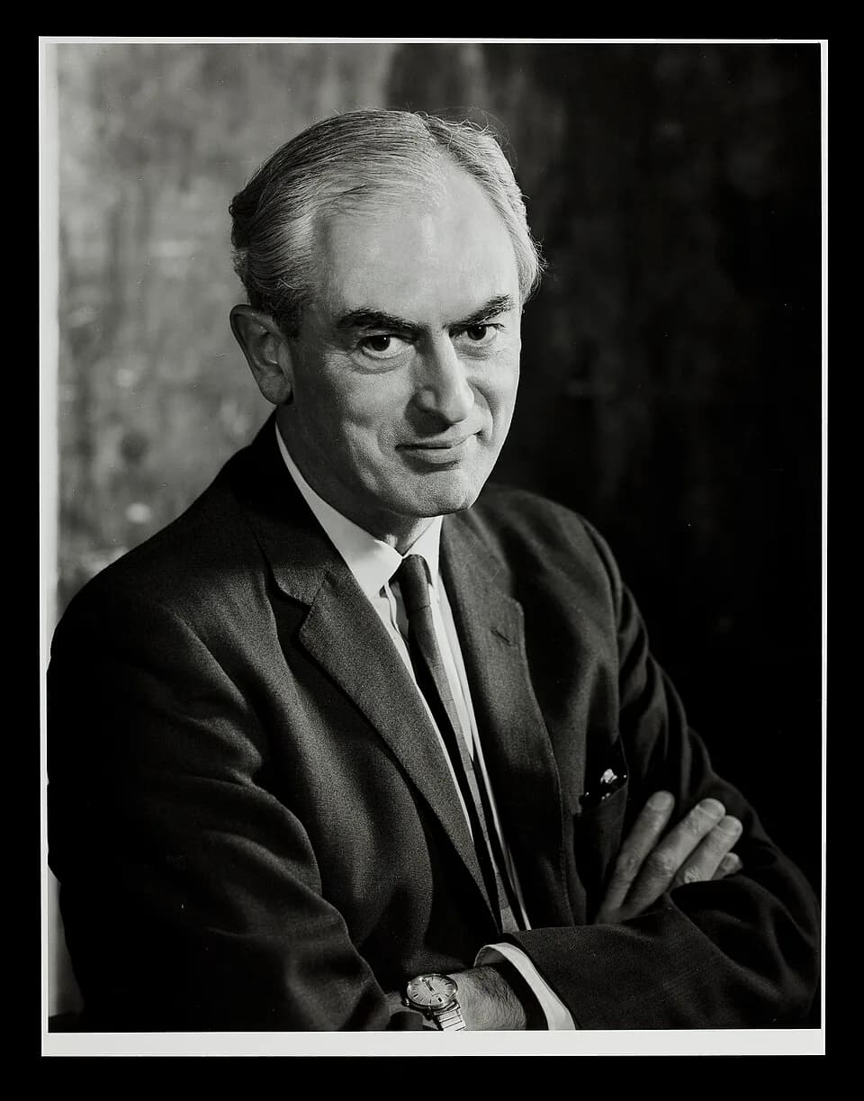 Peter Medawar - Immunologist Peter Medawar, a prominent figure in British science, a thinker and prolific writer on the philosophy of science.
Digitised for CODEBREAKERS, MAKERS OF MODERN GENETICS
Ar
