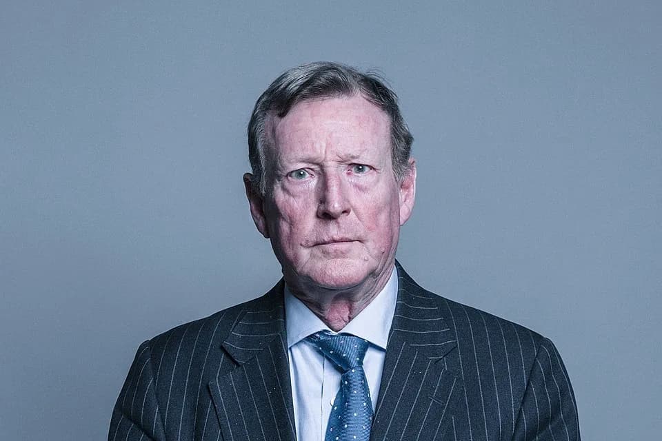David Trimble - Official portrait of Lord Trimble