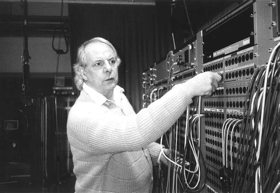 Karlheinz Stockhausen - Karlheinz Stockhausen October 1994 in the Studio for Electronic Music of WDR Cologne, during production of the Electronic Music from FRIDAY from LIGHT.