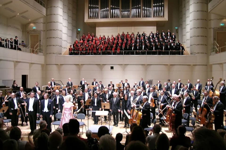 Carl Orff - Concert of 2 July 2005, Carmina Burana, with Elena Fink, Sinfonieorchester Wuppertal, and Toshiyuki Kamioka (archive)