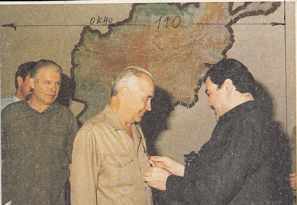 Mohammad Najibullah - Материал о генерале армии Махмуте Гарееве в спецвыпуске журнала "Этномир столицы", подготовленном Полпредством РТ в РФ. Фото из семейного архива Гареевых.