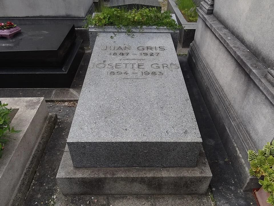 Juan Gris - La tombe du peintre Juan Gris au cimetière de l'Ouest de Boulogne-Billancourt dans les Hauts-de-Seine. (Division 1)