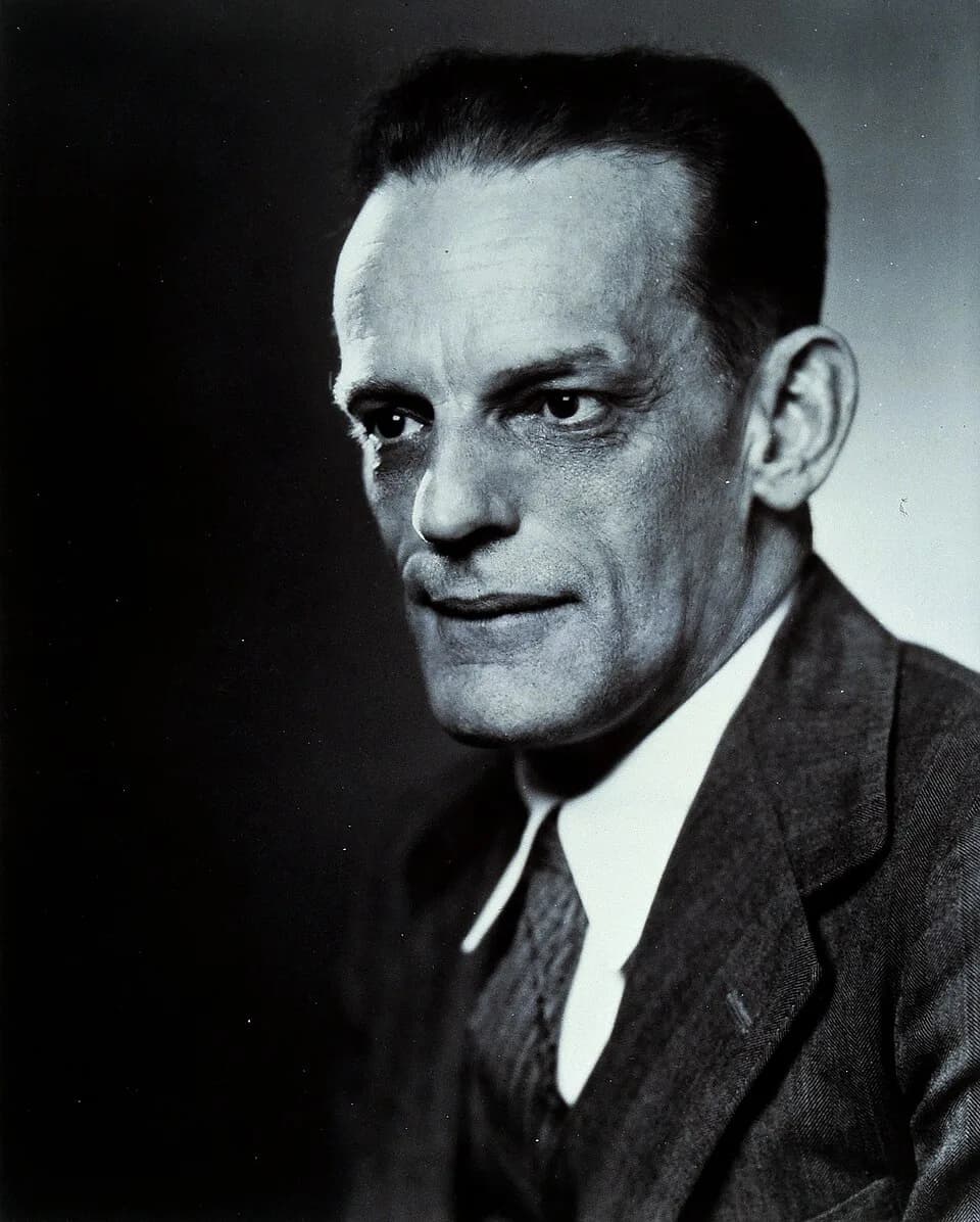 Max Theiler - Max Theiler. Photograph by Pach Bros., N.Y. about 1951.

Iconographic Collections
Keywords: portrait photographs